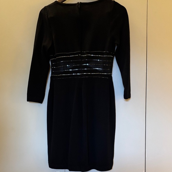 St. John Evening by Marie Gray Black with Sheer Waist and Embellishments Sz 4 - Picture 10 of 10